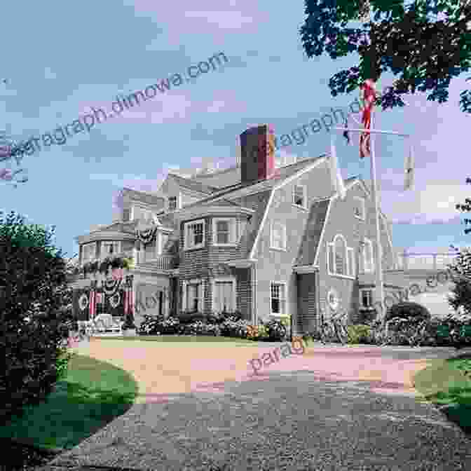 A Group Of People On A Private Tour Of A Historic Mansion On Nantucket. Nantucket: The Delaplaine Long Weekend Guide