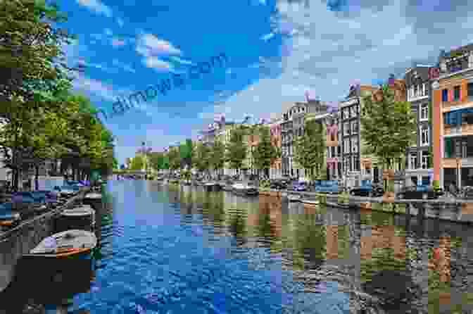 Runners Enjoying A Scenic Run Along The Canals Of Amsterdam Running Amsterdam (Running The EU 1)